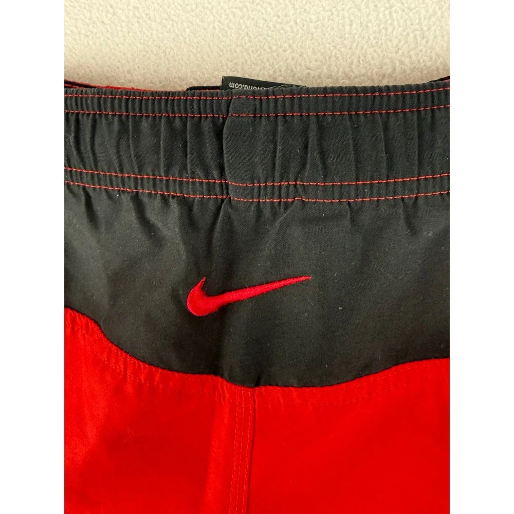 Nike Swim Trunks Mens XL Red Black‎ Board Shorts Mesh Lined Drawstring Logo